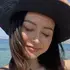 Sarah из Вильнев-сюр-Ло, ищу на сайте виртуальный секс