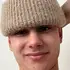 Я Алекс, 21, из Екатеринбурга, ищу знакомство для общения